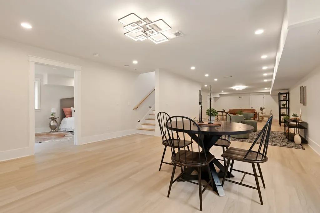 1240 Kenmore Place Nashville TN 37216