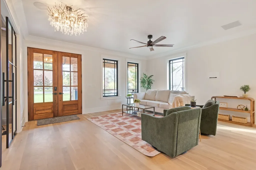 1240 Kenmore Place Nashville TN 37216