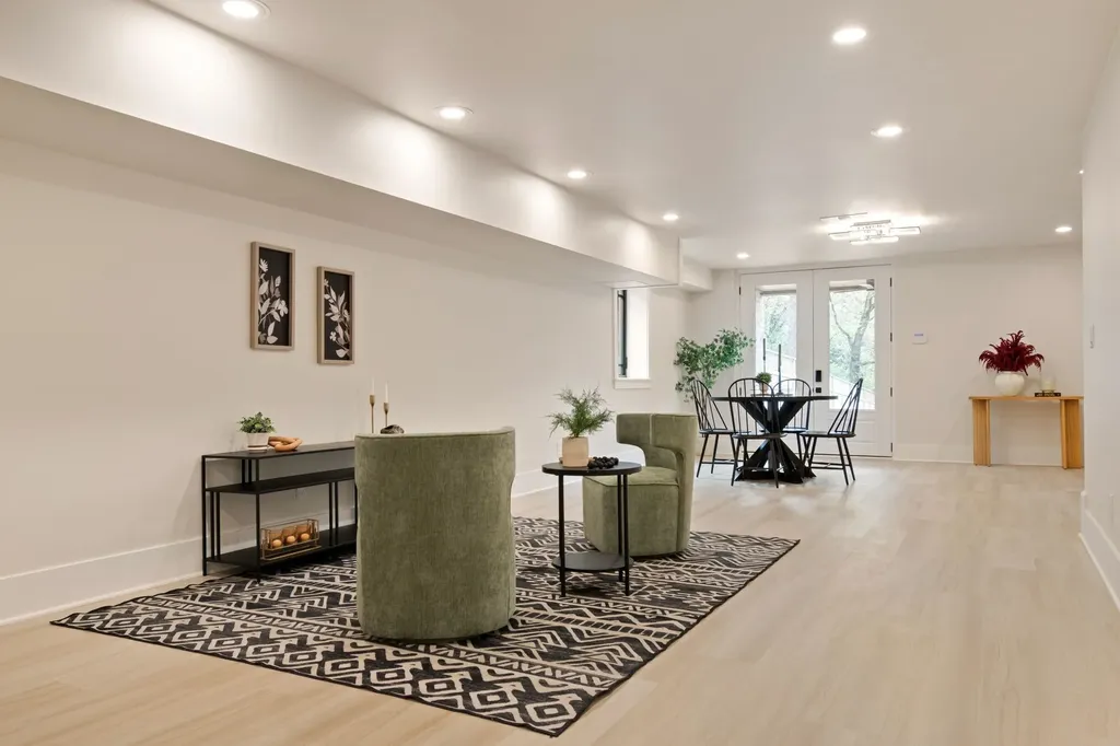 1240 Kenmore Place Nashville TN 37216