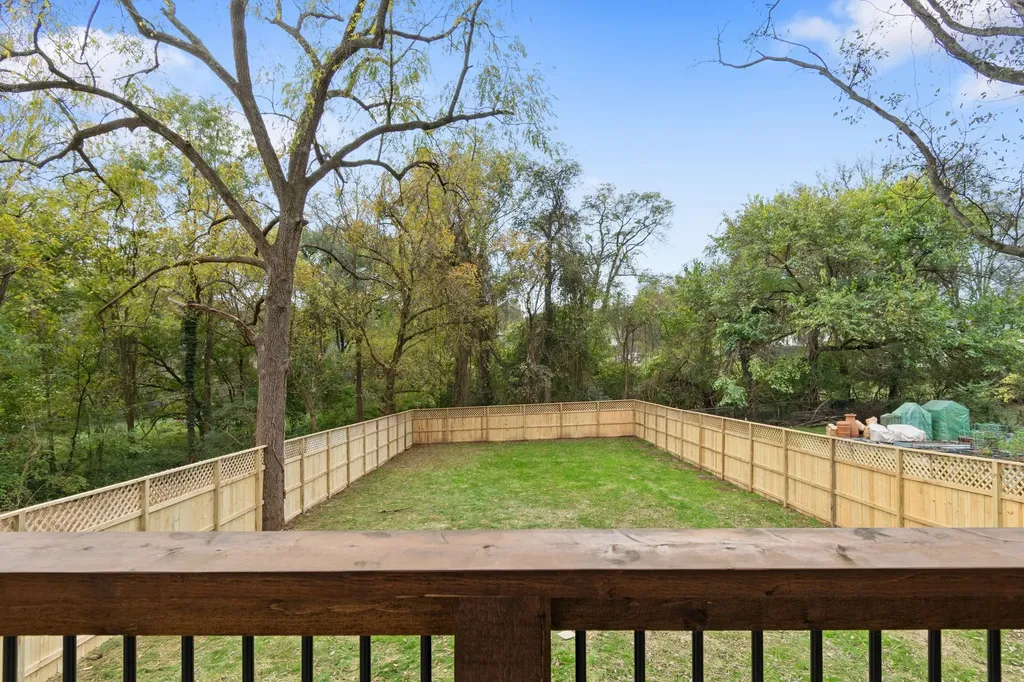 1240 Kenmore Place Nashville TN 37216
