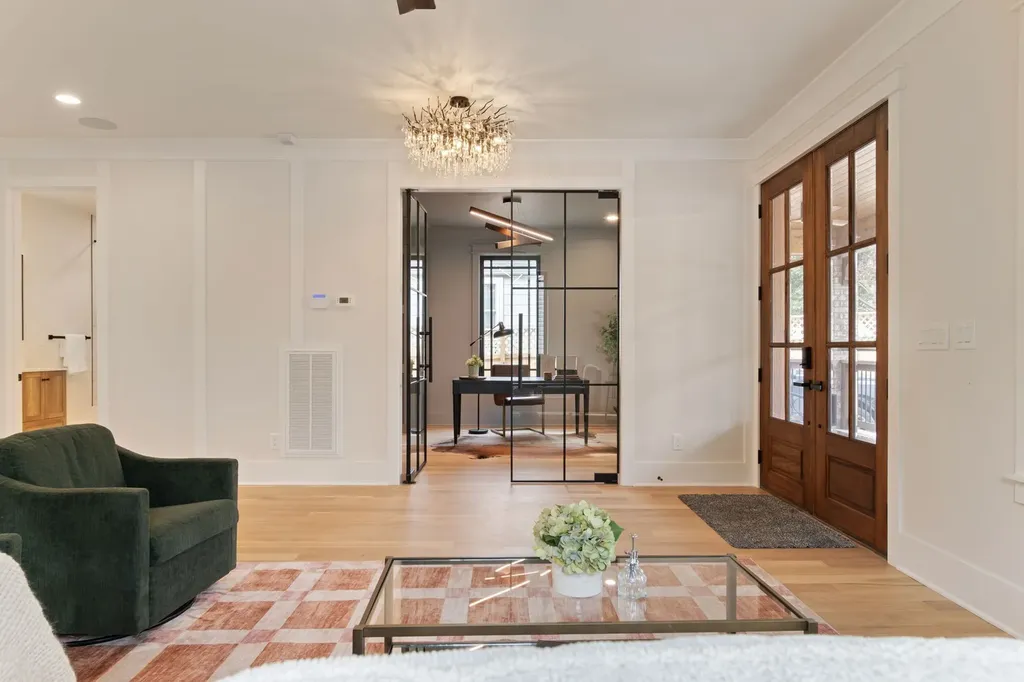 1240 Kenmore Place Nashville TN 37216