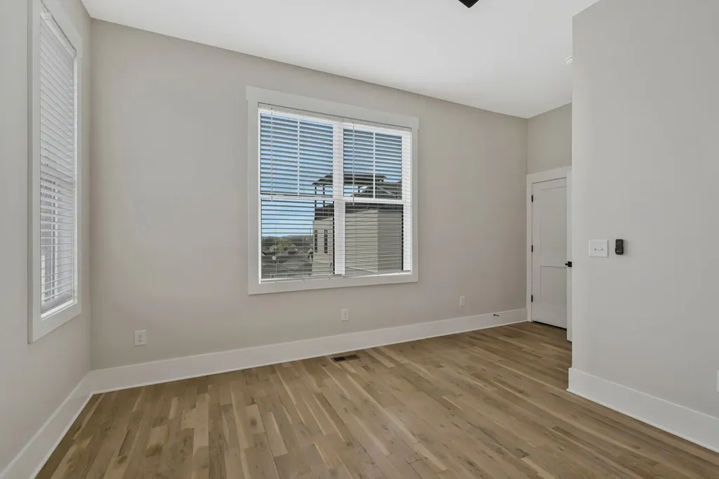 5301 Centennial Nashville TN 37209