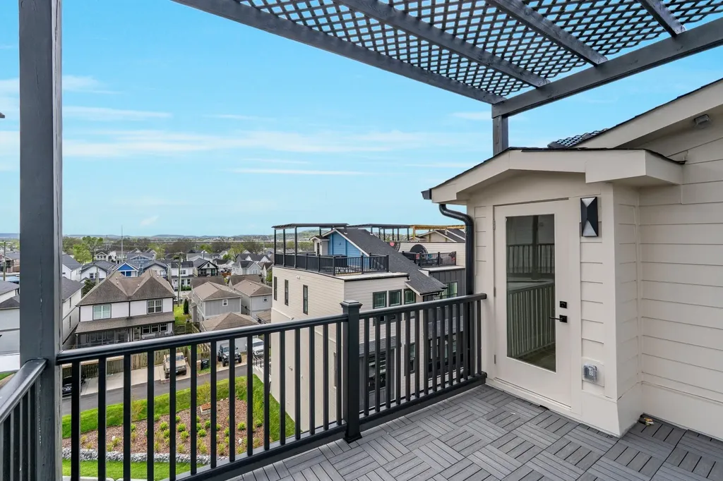 5301 Centennial Nashville TN 37209