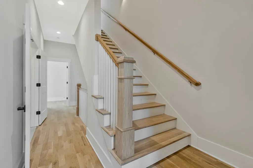 5301 Centennial Nashville TN 37209