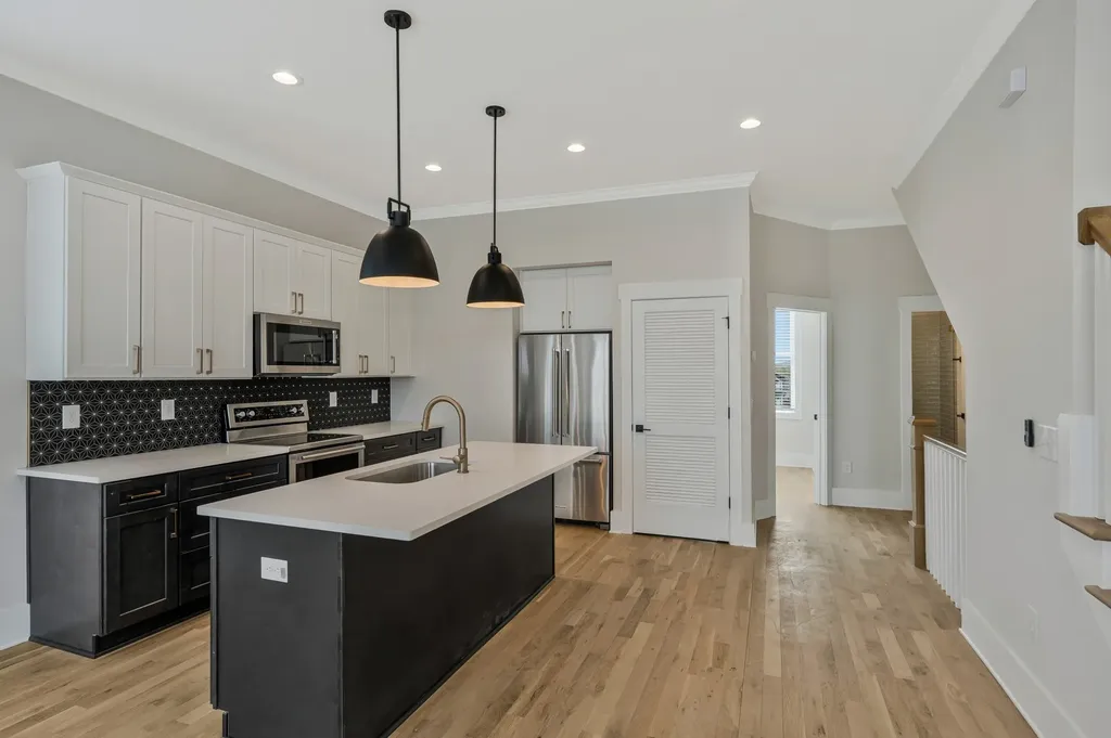 5301 Centennial Nashville TN 37209