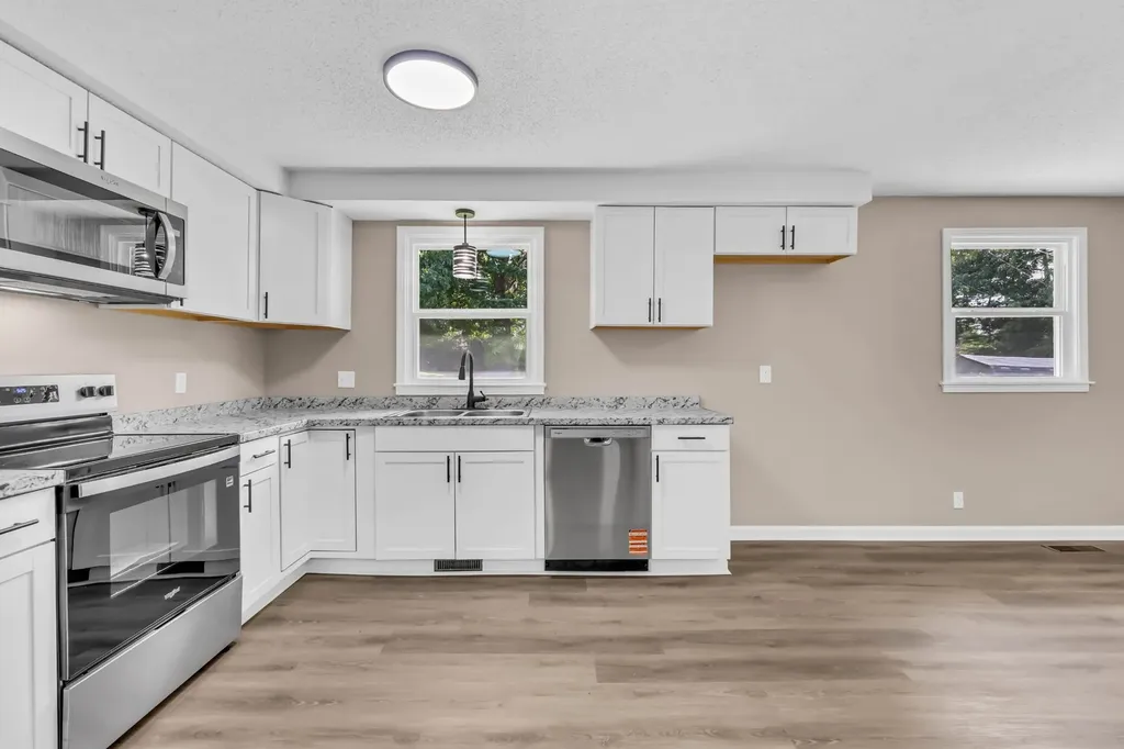 824 Garrettsburg Road Clarksville TN 37042