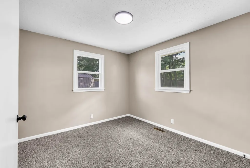 824 Garrettsburg Road Clarksville TN 37042