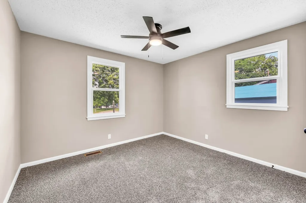 824 Garrettsburg Road Clarksville TN 37042