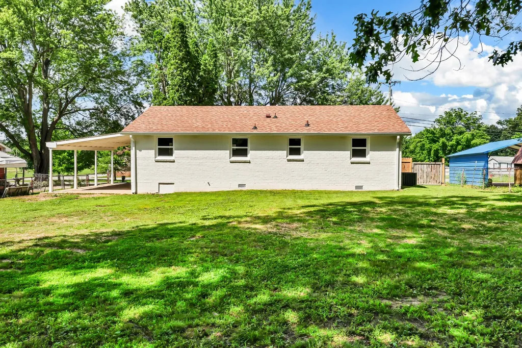 824 Garrettsburg Road Clarksville TN 37042