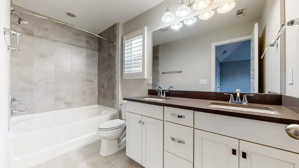 7380 Old Harding Pike Nashville TN 37221