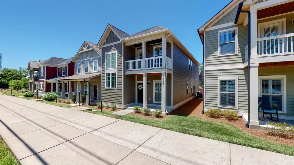 7380 Old Harding Pike Nashville TN 37221