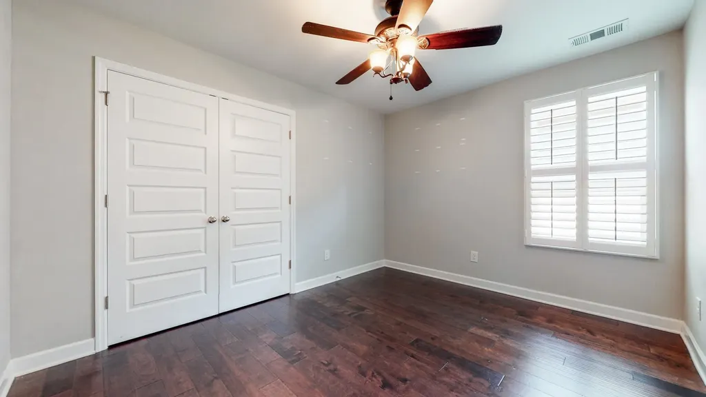 7380 Old Harding Pike Nashville TN 37221
