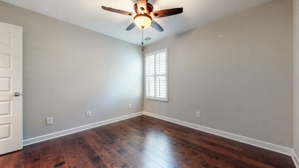 7380 Old Harding Pike Nashville TN 37221