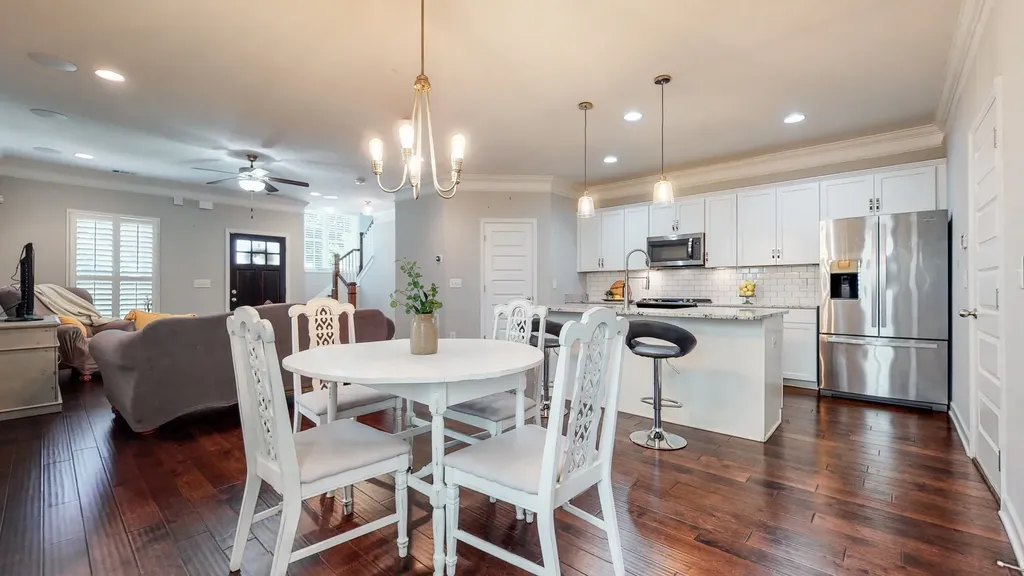 7380 Old Harding Pike Nashville TN 37221