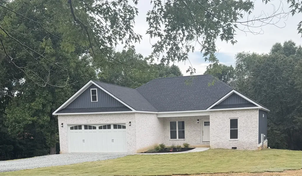 470 Powers Boulevard Waverly TN 37185