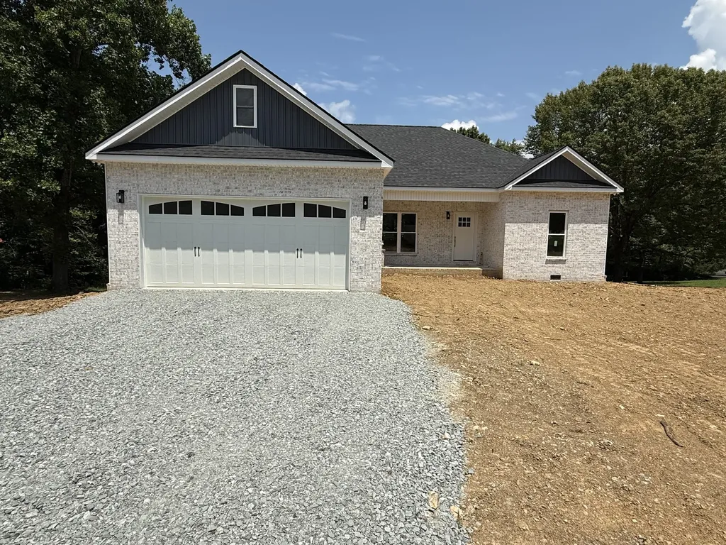 470 Powers Boulevard Waverly TN 37185