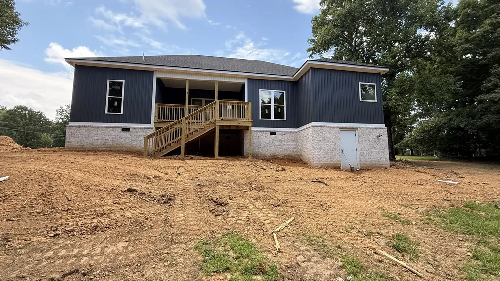 470 Powers Boulevard Waverly TN 37185