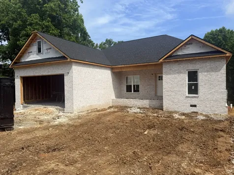 470 Powers Boulevard Waverly TN 37185