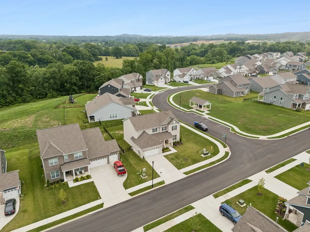 2461 Williams Ridge Drive Columbia TN 38401