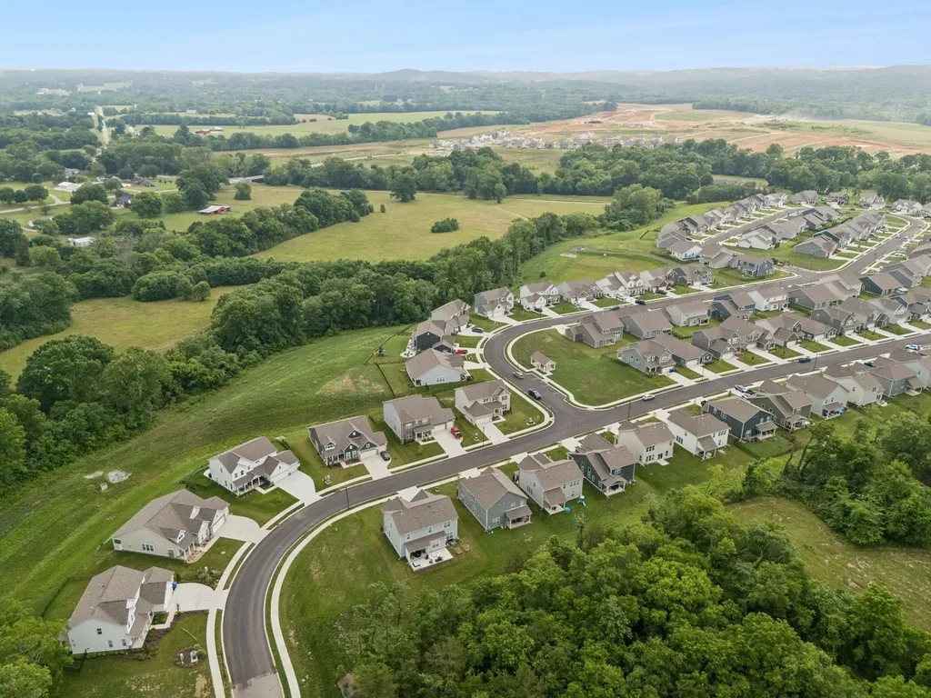 2461 Williams Ridge Drive Columbia TN 38401