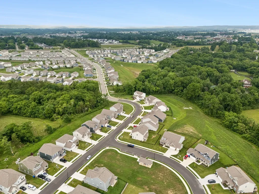2461 Williams Ridge Drive Columbia TN 38401