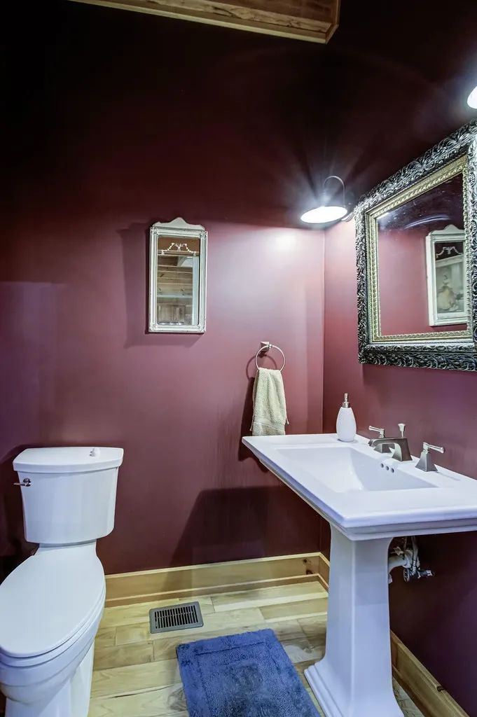625 Cane Creek Mountain Road Tellico Plains TN 37385