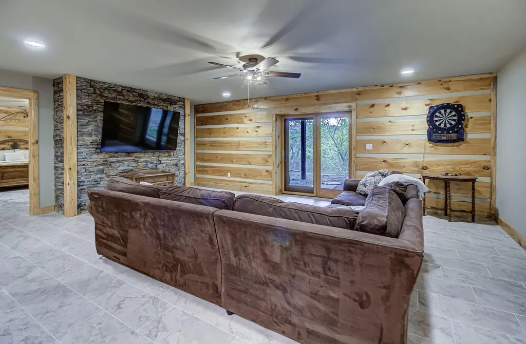 625 Cane Creek Mountain Road Tellico Plains TN 37385