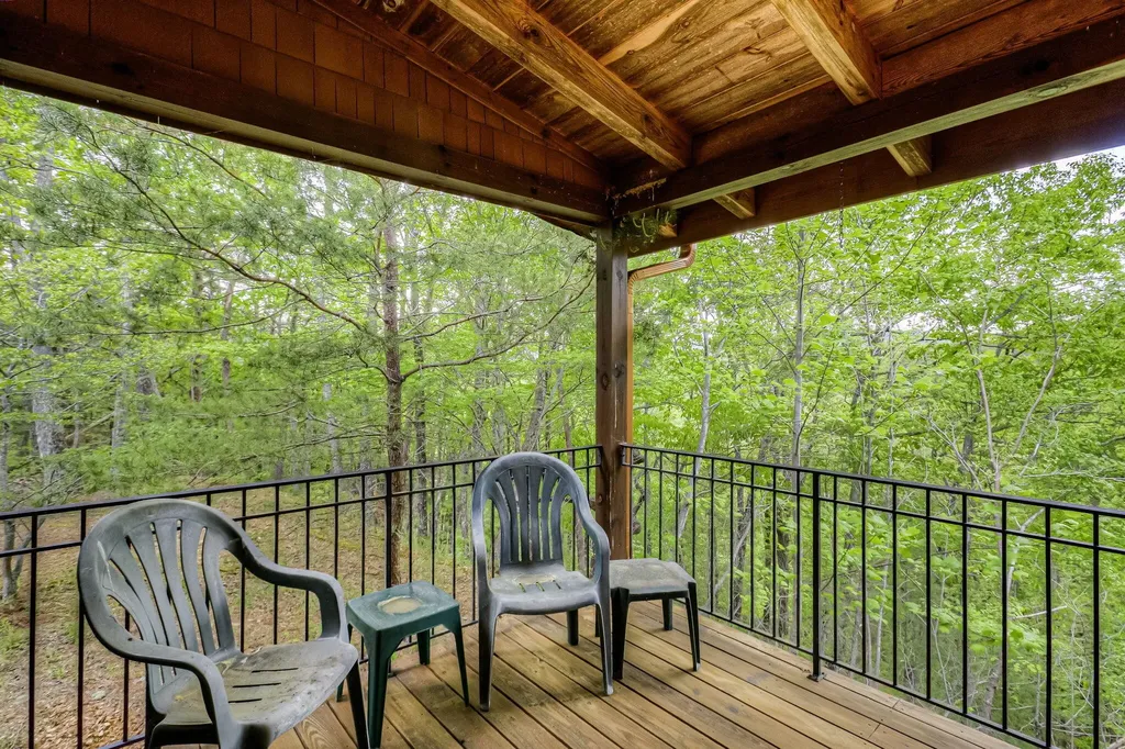 625 Cane Creek Mountain Road Tellico Plains TN 37385