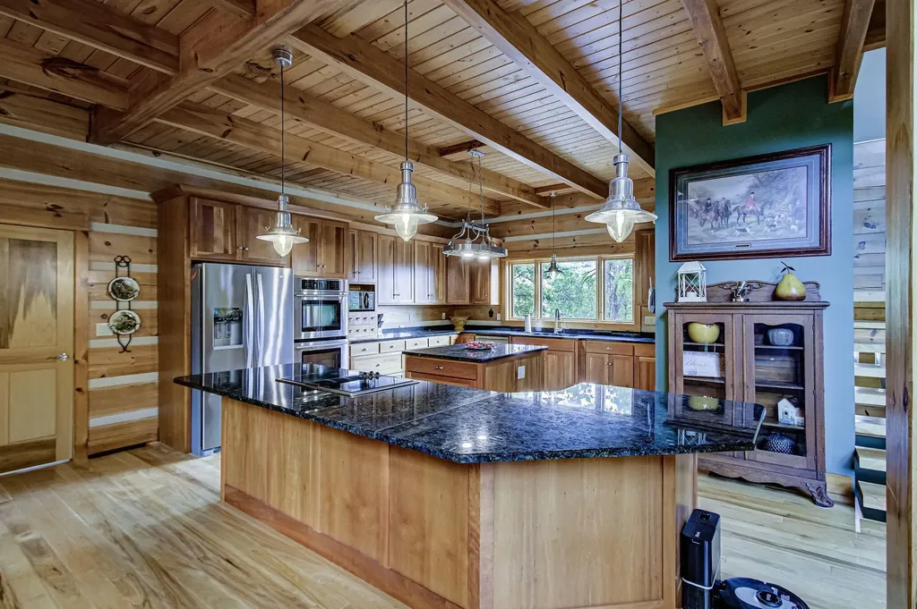 625 Cane Creek Mountain Road Tellico Plains TN 37385