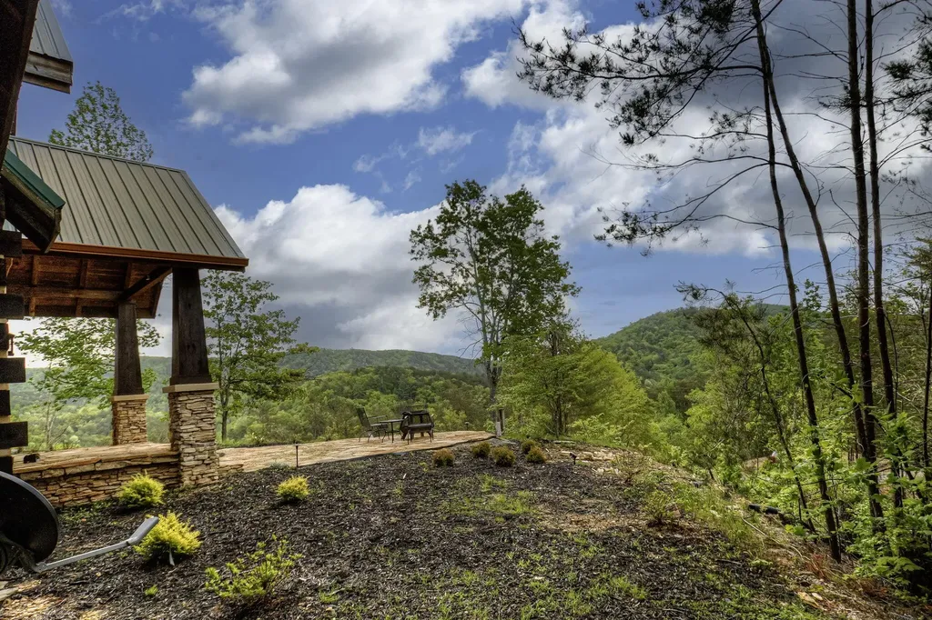 625 Cane Creek Mountain Road Tellico Plains TN 37385