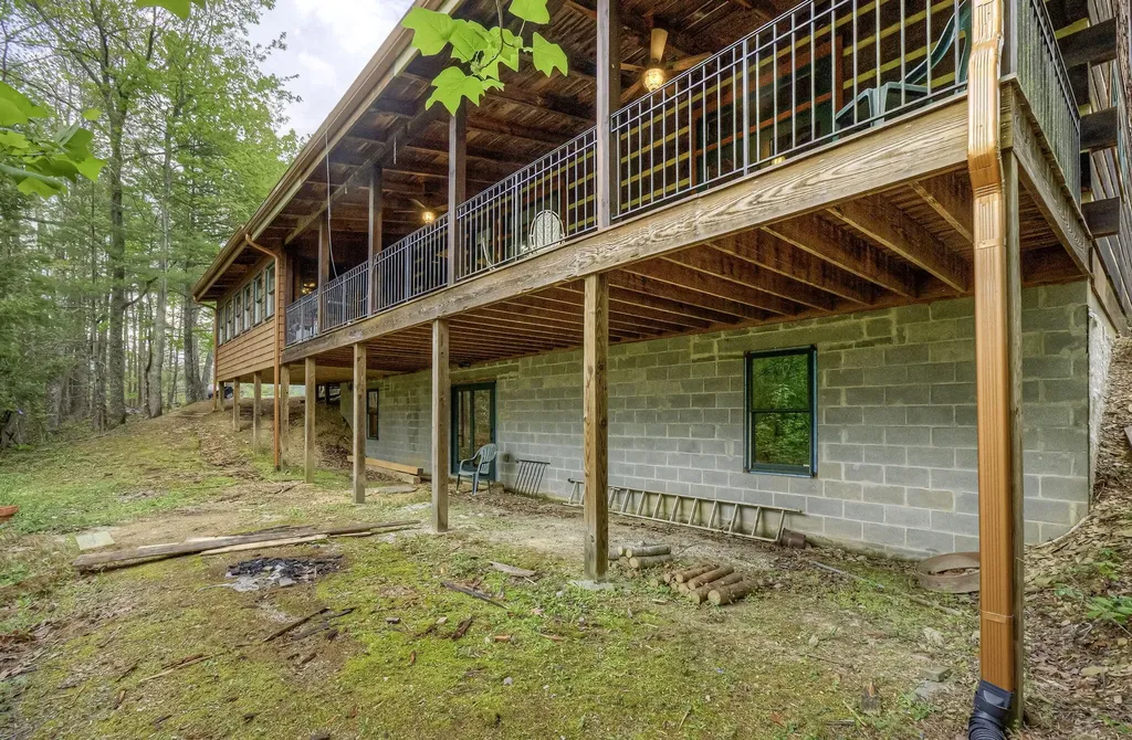 625 Cane Creek Mountain Road Tellico Plains TN 37385