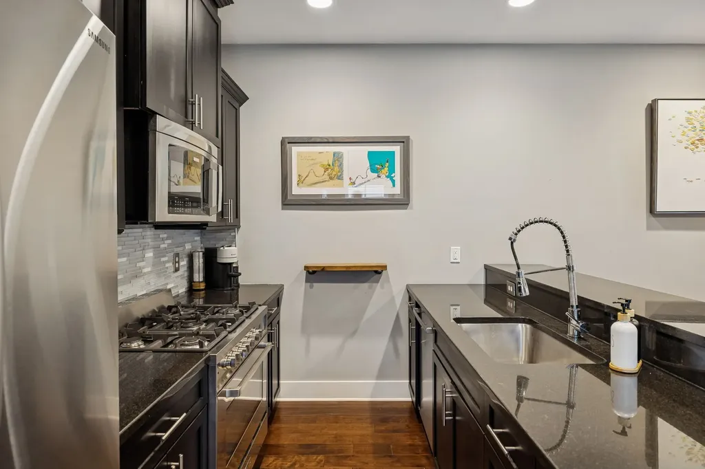 600B Fatherland Street Nashville TN 37206