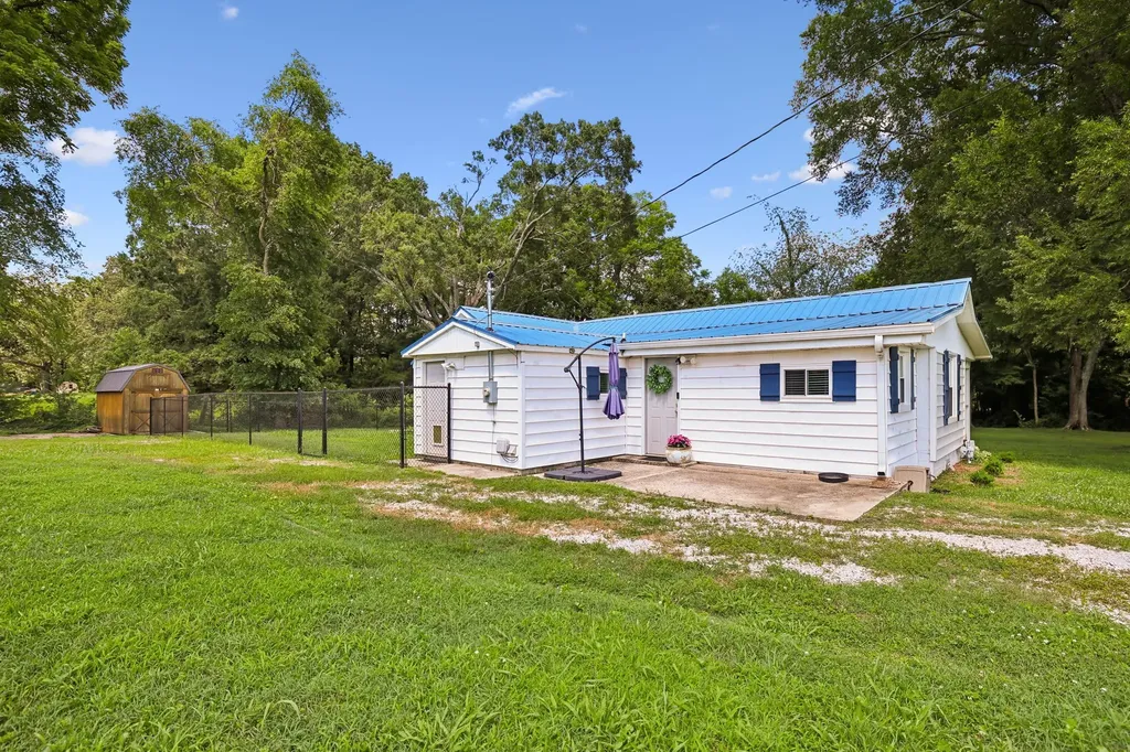 1466 Bible Crossing Road Winchester TN 37398