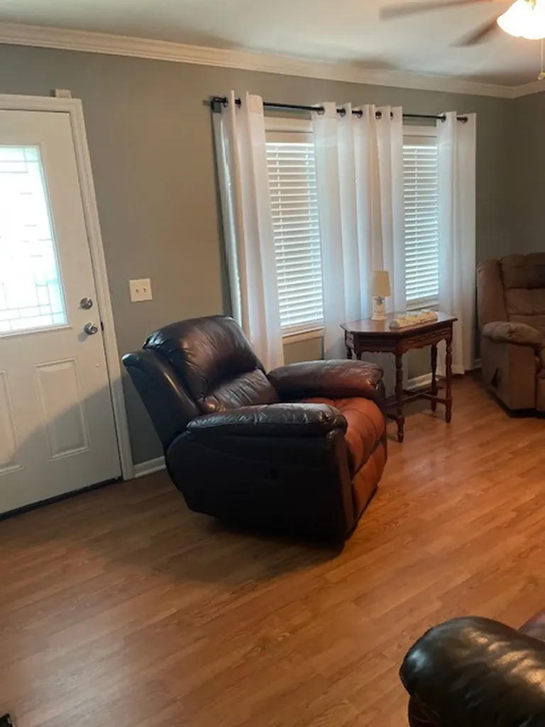 527 7th Street Lawrenceburg TN 38464