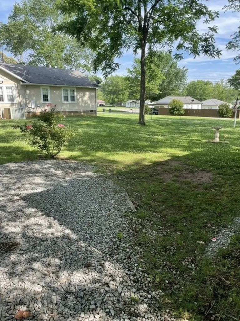 527 7th Street Lawrenceburg TN 38464