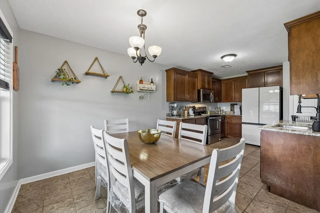 1075 Freedom Drive Clarksville TN 37042