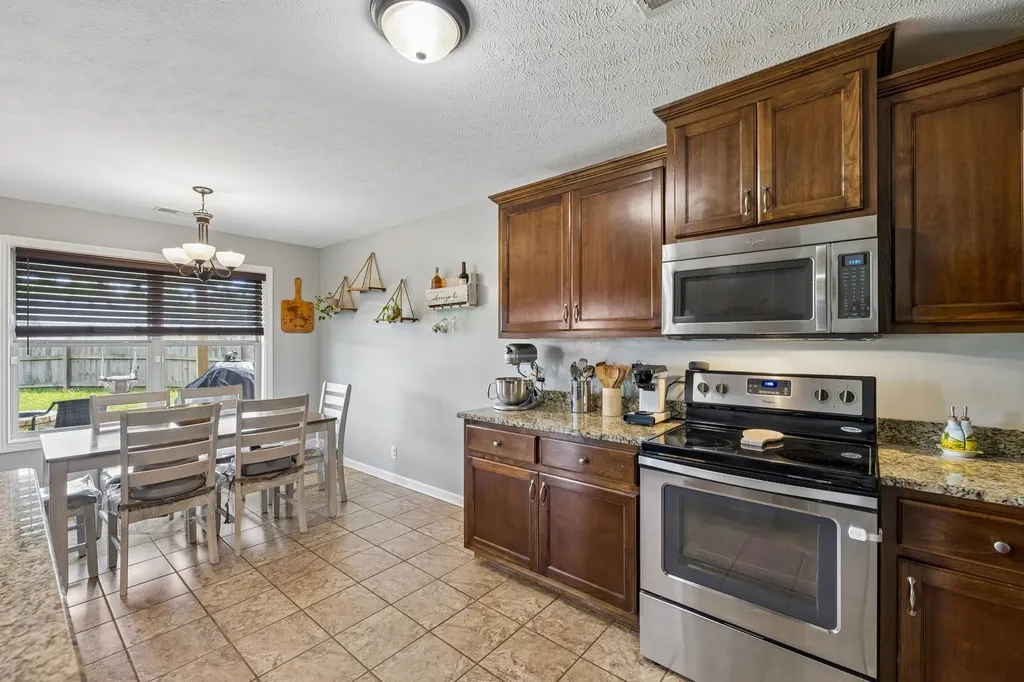 1075 Freedom Drive Clarksville TN 37042
