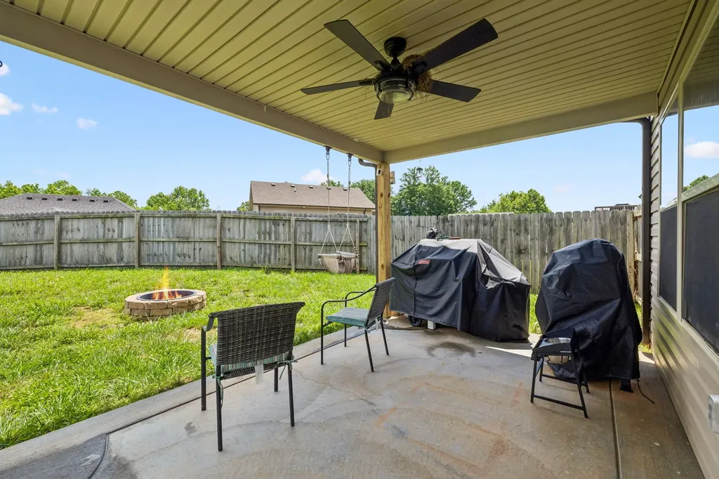1075 Freedom Drive Clarksville TN 37042