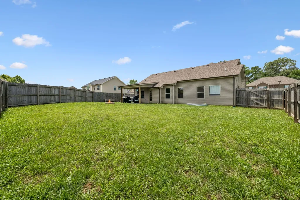 1075 Freedom Drive Clarksville TN 37042