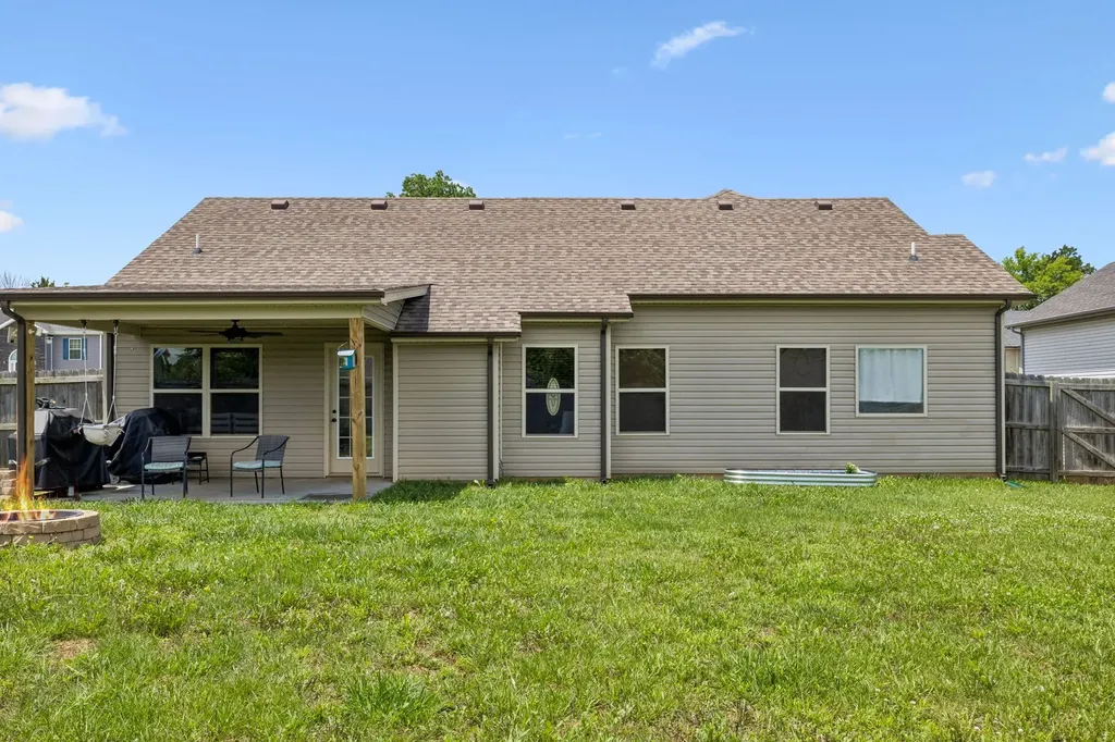 1075 Freedom Drive Clarksville TN 37042