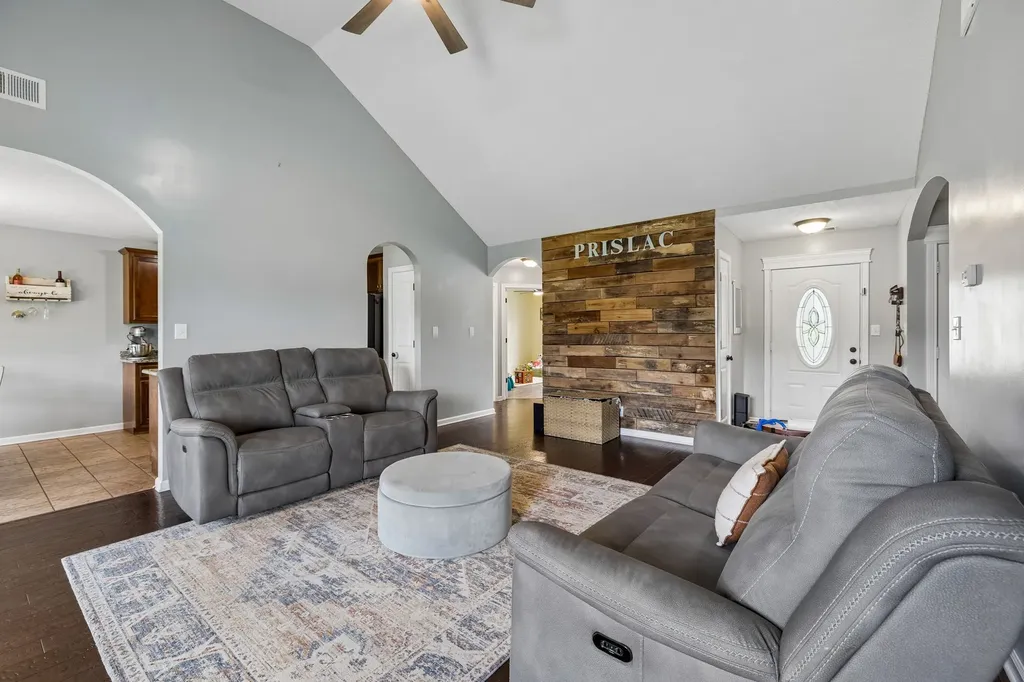 1075 Freedom Drive Clarksville TN 37042