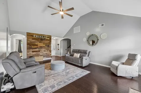 1075 Freedom Drive Clarksville TN 37042