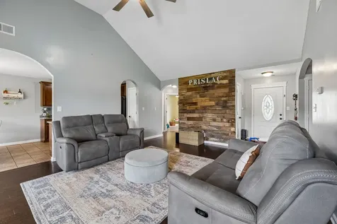 1075 Freedom Drive Clarksville TN 37042