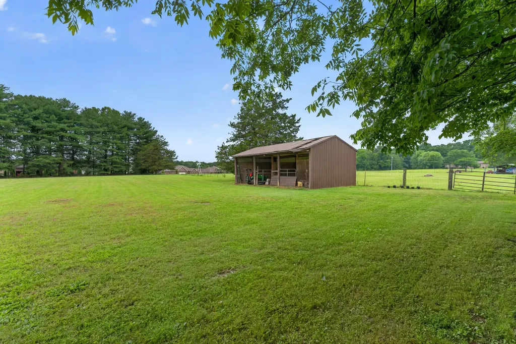 1405 Old Estill Springs Road Winchester TN 37398
