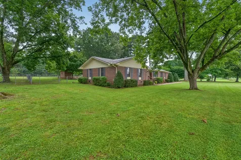 1405 Old Estill Springs Road Winchester TN 37398