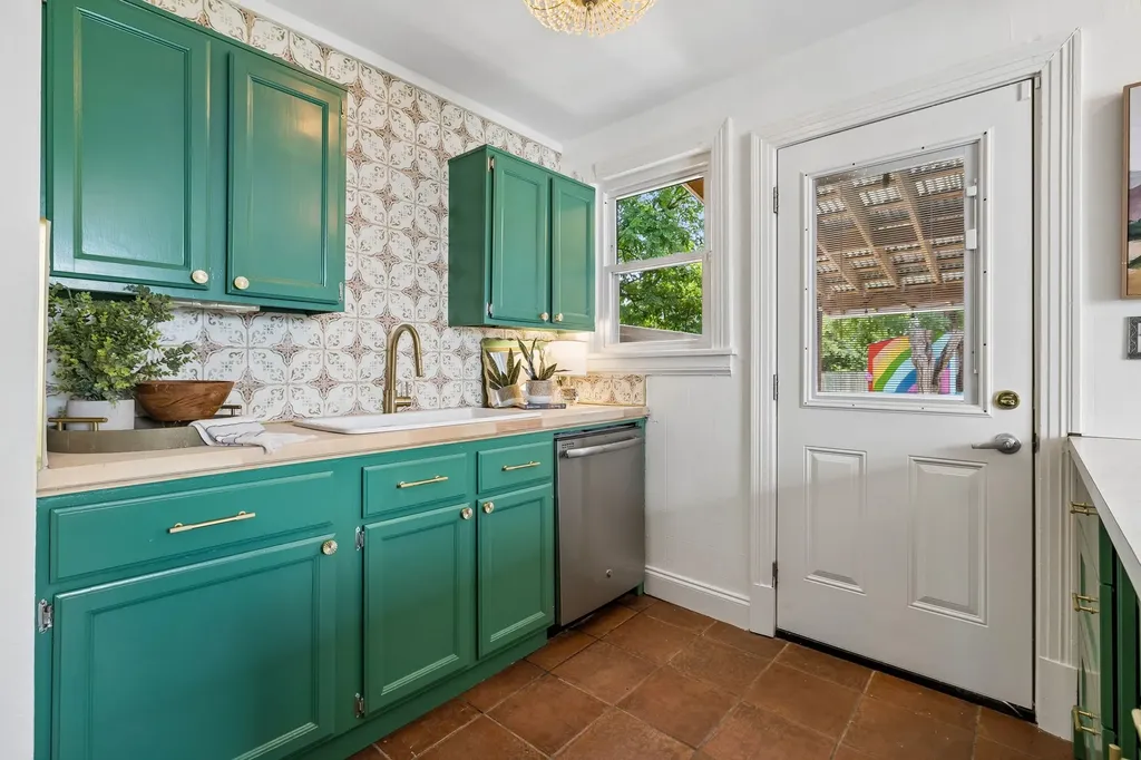 1136 Sunnymeade Drive Nashville TN 37216