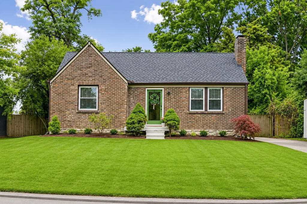 1136 Sunnymeade Drive Nashville TN 37216