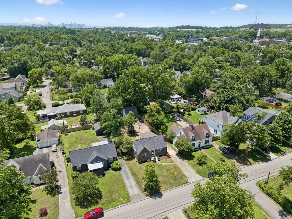1136 Sunnymeade Drive Nashville TN 37216
