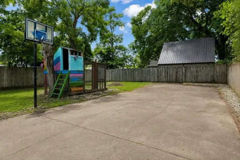 1136 Sunnymeade Drive Nashville TN 37216
