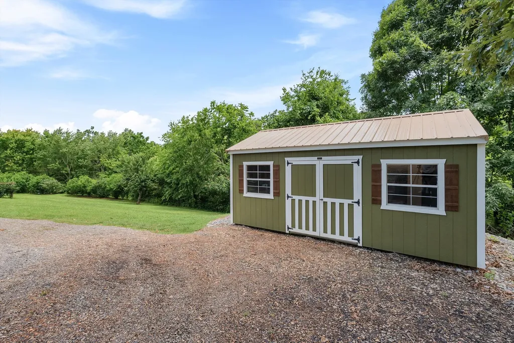 7368 Coldwater Road Fairview TN 37062